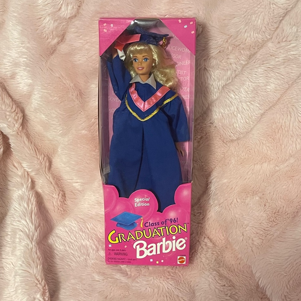 Vintage Special Edition Class of '96 Graduation Barbie Doll 🎓 - Picture 3 of 16